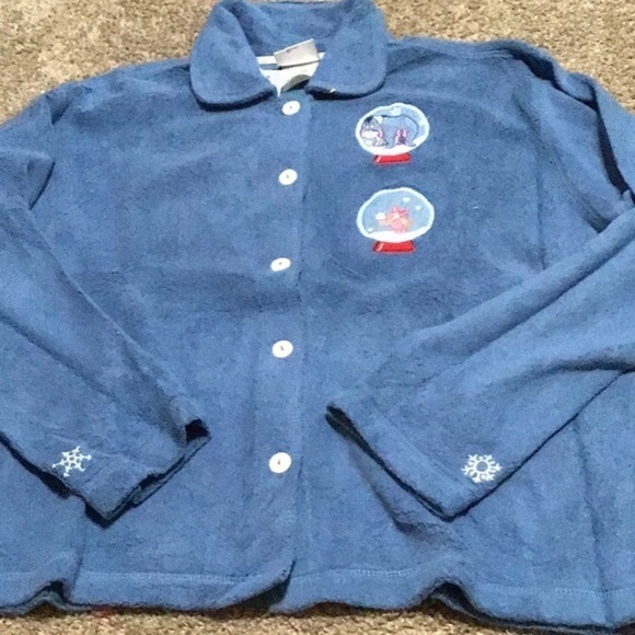 🆕Women’s Disney store pj outfit - Picture 2 of 5